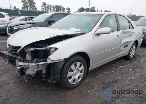 2003 Toyota Camry Le z USA, uszkodzony, nr VIN 4T1BE32K73U140341